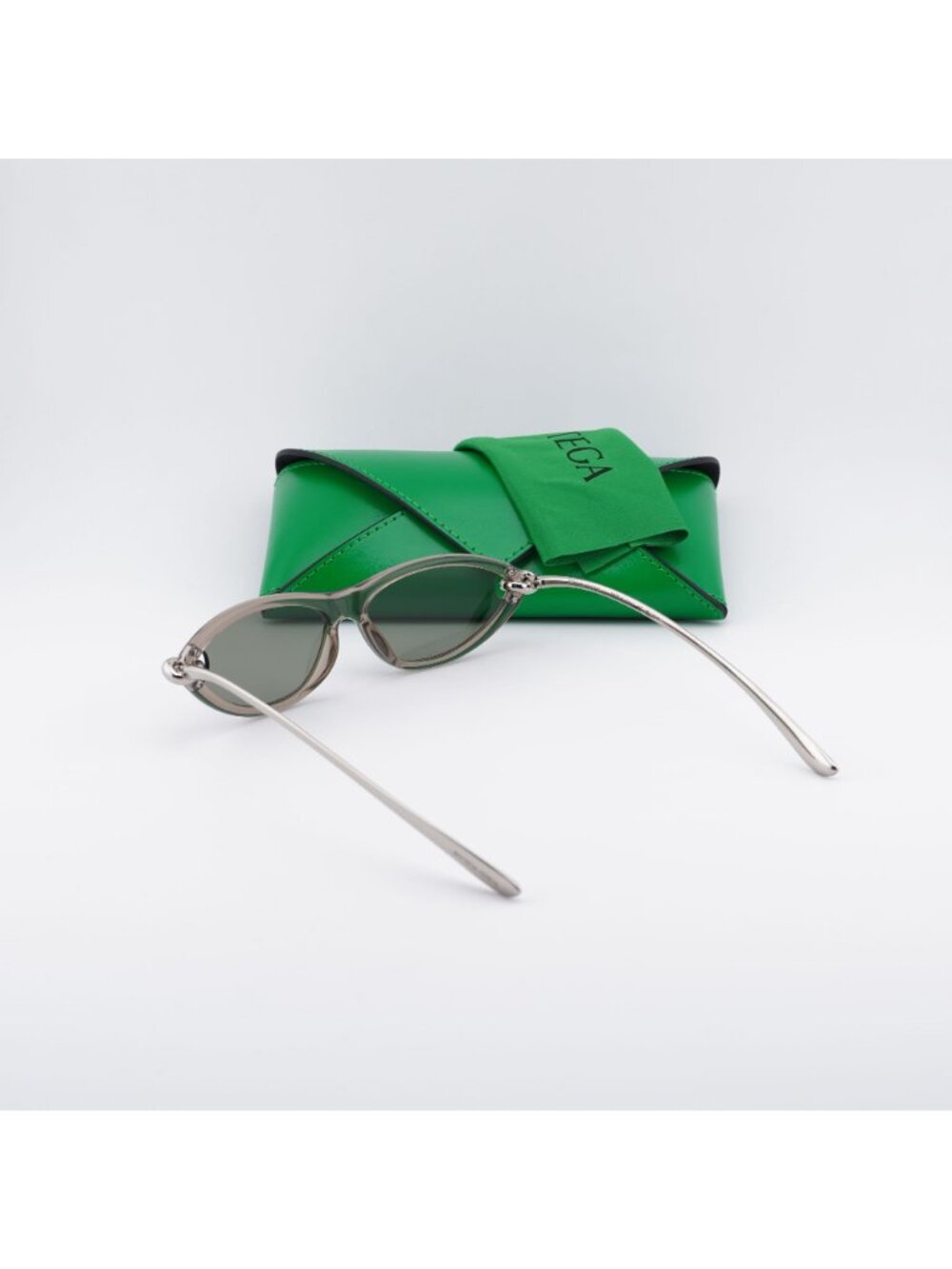 Bottega Veneta BV1390S 005 Cat Eye Sunglasses - Beige / Silver / Green - Picture 8 of 12